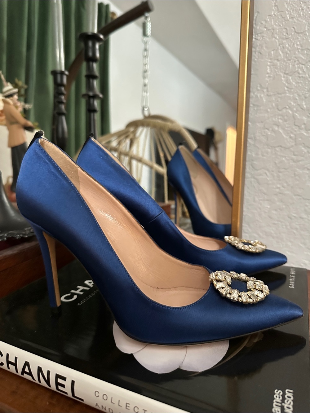 SJP by Sarah Jessica Parker Navy Satin Pointed Toe Pumps with Crystal Buckle - Picture 1 of 11